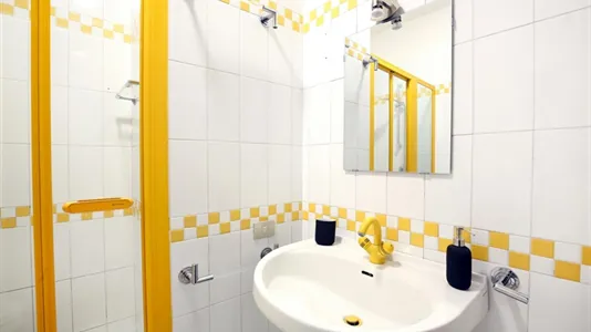 Rooms in Milano Zona 2 - Stazione Centrale, Gorla, Turro, Greco, Crescenzago - photo 10