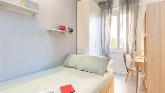 Rooms in Milano Zona 8 - Fiera, Gallaratese, Quarto Oggiaro - photo 2