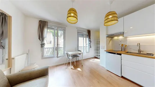 Apartments in Lyon - photo 4