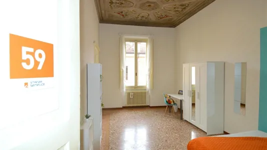 Rooms in Modena - photo 1