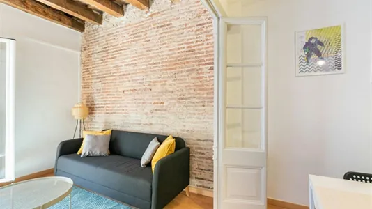 Apartments in Barcelona Ciutat Vella - photo 7