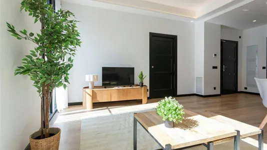 Apartments in Barcelona Eixample - photo 4