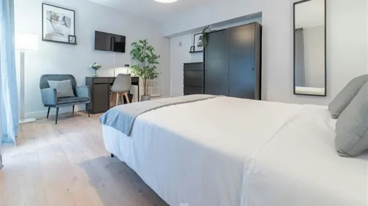 Rooms in Barcelona Sant Martí - photo 2