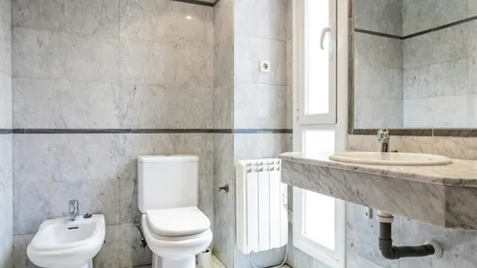 Rooms in Madrid Puente de Vallecas - photo 8