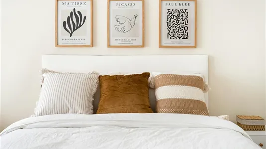 Rooms in Barcelona Sants-Montjuïc - photo 4