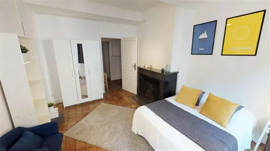 Rooms in Lyon - photo 1