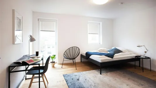 Rooms in Berlin Lichtenberg - photo 1