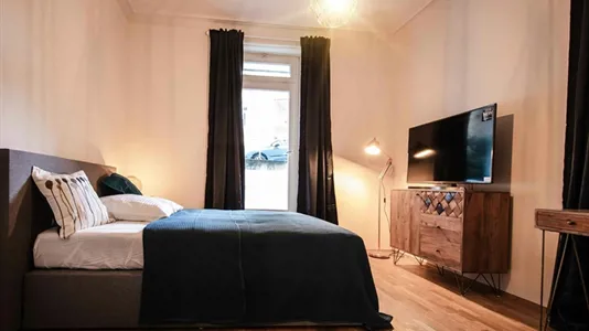 Rooms in Stuttgart-West - photo 2