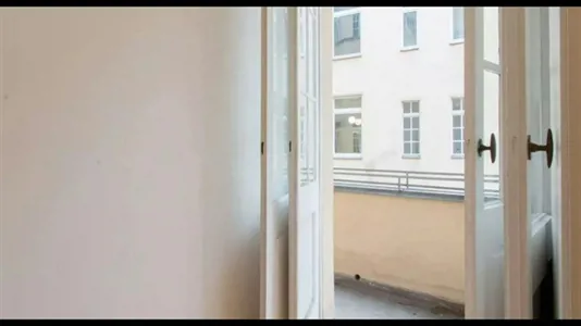 Rooms in Berlin Charlottenburg-Wilmersdorf - photo 2