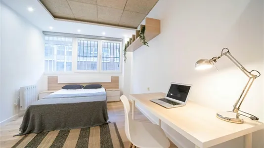 Rooms in Madrid Chamberí - photo 4