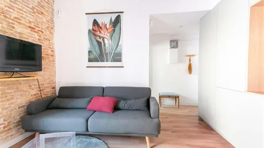 Apartments in Barcelona Ciutat Vella - photo 4