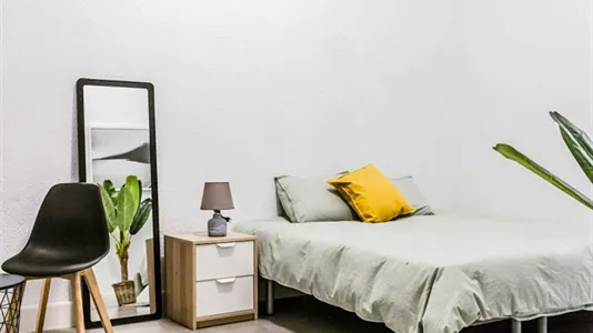 Rooms in Valencia Ciutat Vella - photo 3