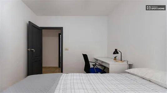 Rooms in Burjassot - photo 10