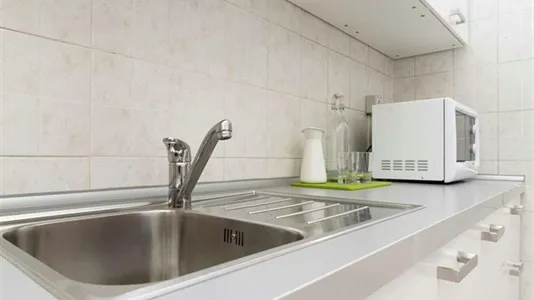 Rooms in Milano Zona 8 - Fiera, Gallaratese, Quarto Oggiaro - photo 9