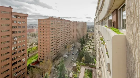 Rooms in Madrid Retiro - photo 5