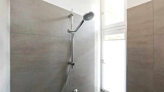 Rooms in Berlin Mitte - photo 10