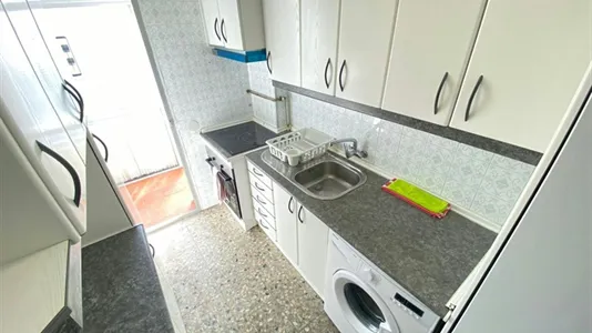 Rooms in Adaro - photo 6