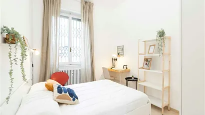 Room for rent in Milano Zona 4 - Vittoria, Forlanini, Milan