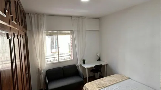 Rooms in Madrid Salamanca - photo 1