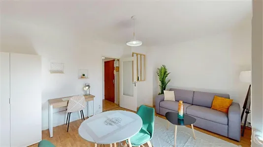 Apartments in Poitiers - photo 2