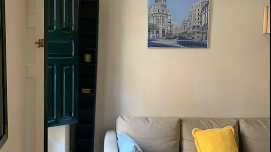 Apartments in Enramadilla - photo 3