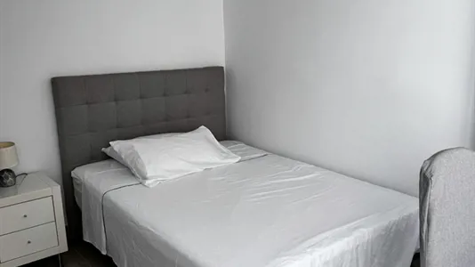 Rooms in Málaga - photo 2