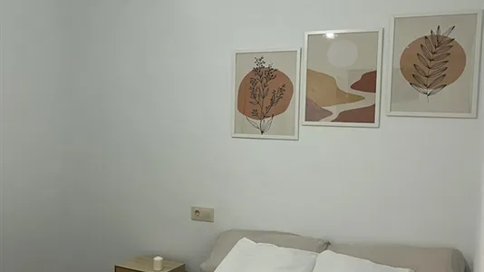 Rooms in Jaén - photo 3