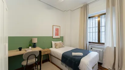 Room for rent in Madrid Chamartín, Madrid