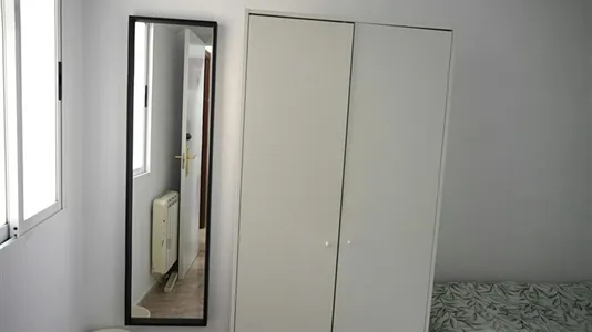 Rooms in Madrid Centro - photo 7