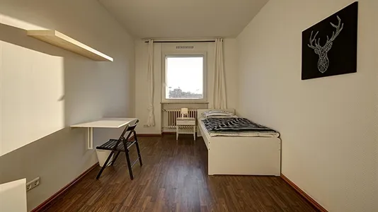 Rooms in Stuttgart Bad Cannstatt - photo 1
