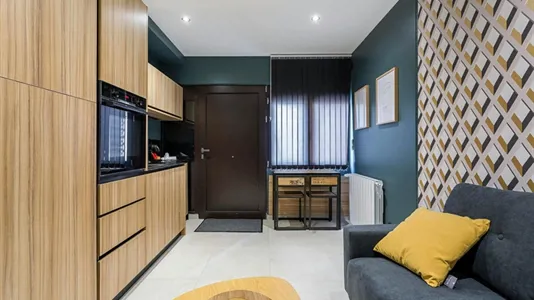 Apartments in Lyon - photo 3