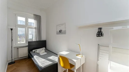 Rooms in Berlin Friedrichshain-Kreuzberg - photo 1