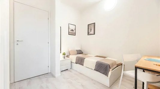 Rooms in Padua - photo 1