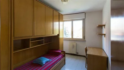 Room for rent in Milano Zona 7 - Baggio, De Angeli, San Siro, Milan