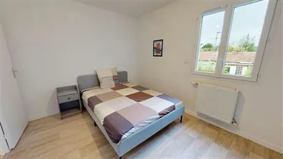 Room for rent in Dijon, Bourgogne-Franche-Comté