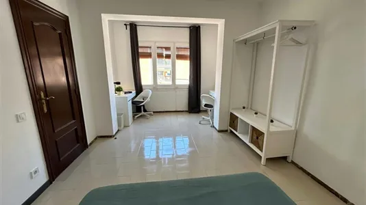 Rooms in L'Hospitalet de Llobregat - photo 3