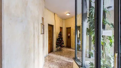 Room for rent in Milano Zona 6 - Barona, Lorenteggio, Milan