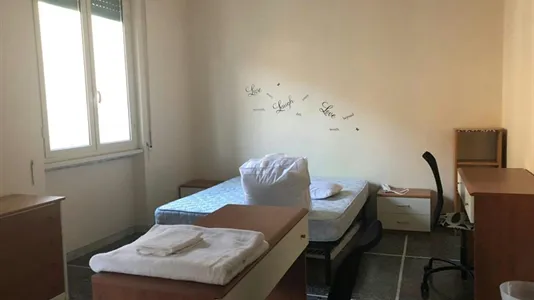 Rooms in Roma Municipio II – Parioli/Nomentano - photo 4