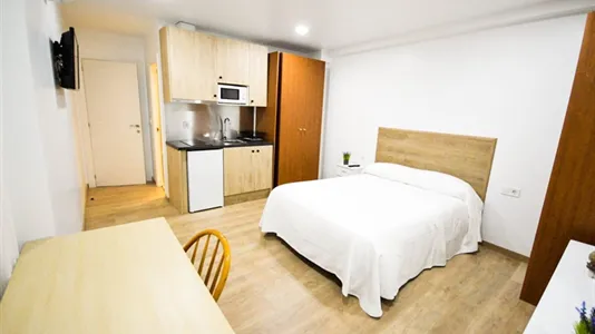 Apartments in Valencia Extramurs - photo 5