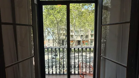 Rooms in Barcelona Eixample - photo 5