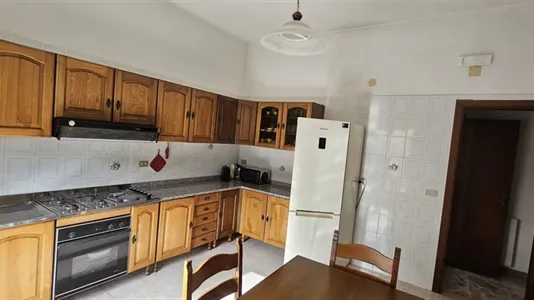 Rooms in Reggio di Calabria - photo 3