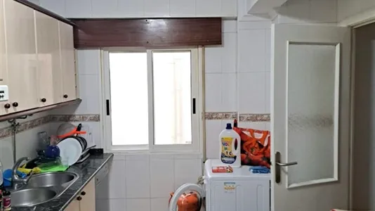 Rooms in Santiago de Compostela - photo 5