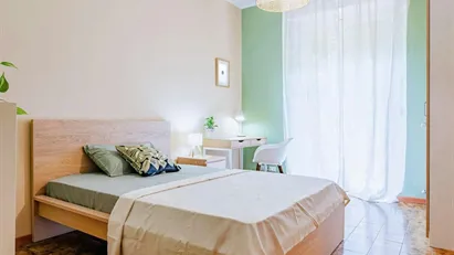 Room for rent in Milano Zona 9 - Porta Garibaldi, Niguarda, Milan