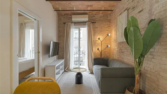 Apartments in Barcelona Sarrià-St. Gervasi - photo 2