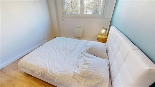 Rooms in Grenoble - photo 2