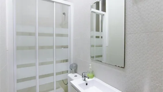 Rooms in Madrid Chamberí - photo 9