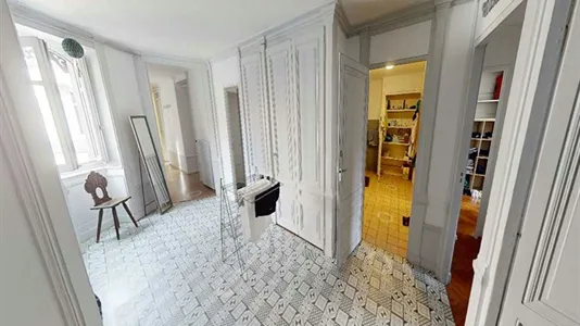 Rooms in Lyon - photo 2