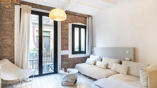 Houses in Barcelona Ciutat Vella - photo 2
