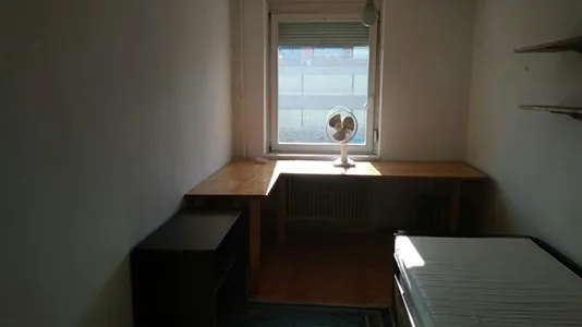 Rooms in Besnica - photo 1