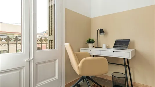 Rooms in Barcelona Eixample - photo 4